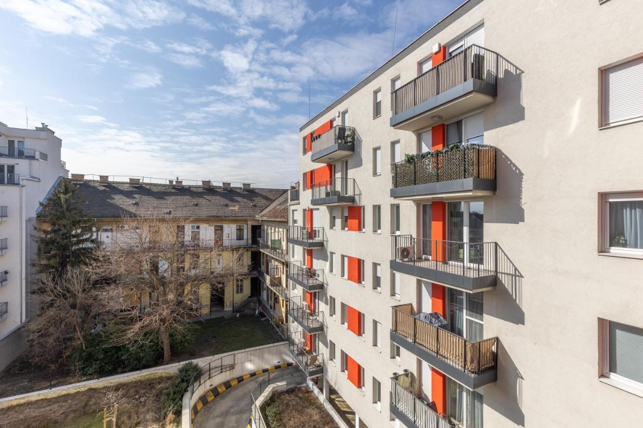 All You Need In Bp - Garage, Terraces, Aircon Budapest Extérieur photo